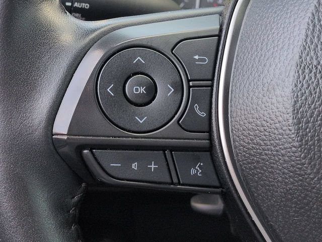 Used 2025 Toyota Corolla SE w/ Convenience Package FWD image 30
