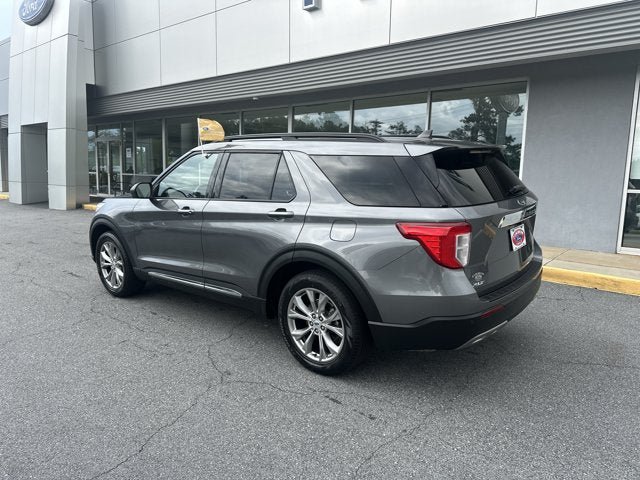Certified 2023 Ford Explorer XLT w/ Equipment Group 202A RWD image 8
