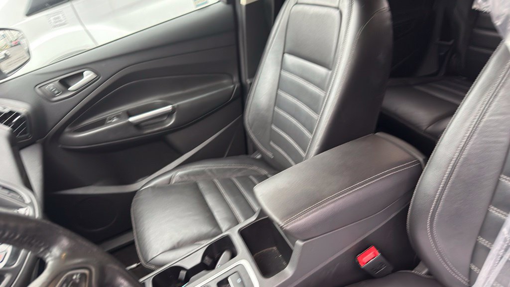 Certified 2018 Ford Escape Titanium w/ Ford Safe & Smart Package AWD/4WD image 11