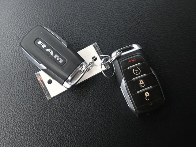Used 2022 RAM 1500 Big Horn AWD/4WD image 17