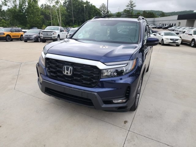 Used 2023 Honda Passport EX-L image 3