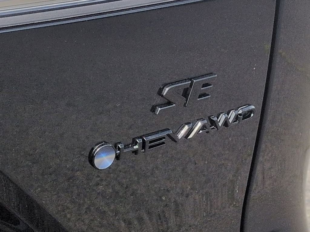 Used 2025 Toyota Corolla Cross AWD Hybrid w/ Moonroof Package image 27