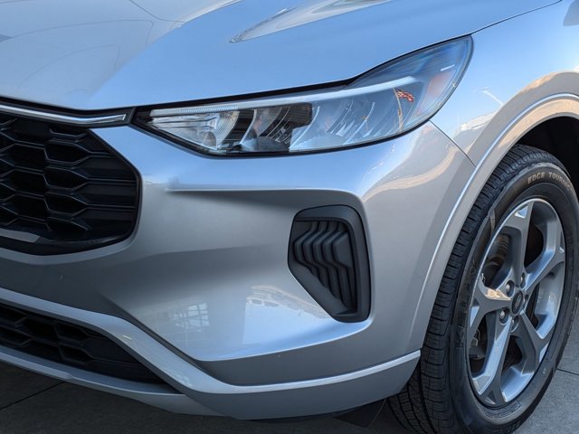 Certified 2023 Ford Escape ST-Line image 10