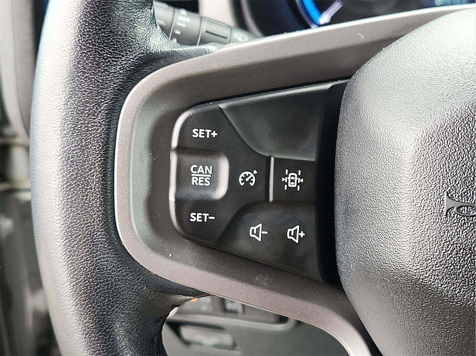 Certified 2024 Ford Bronco Black Diamond image 21