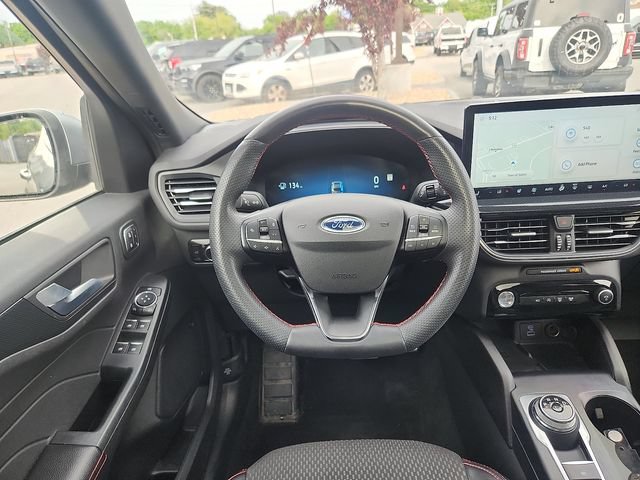 Certified 2023 Ford Escape ST-Line Select w/ Tech Pack #2 AWD/4WD image 9