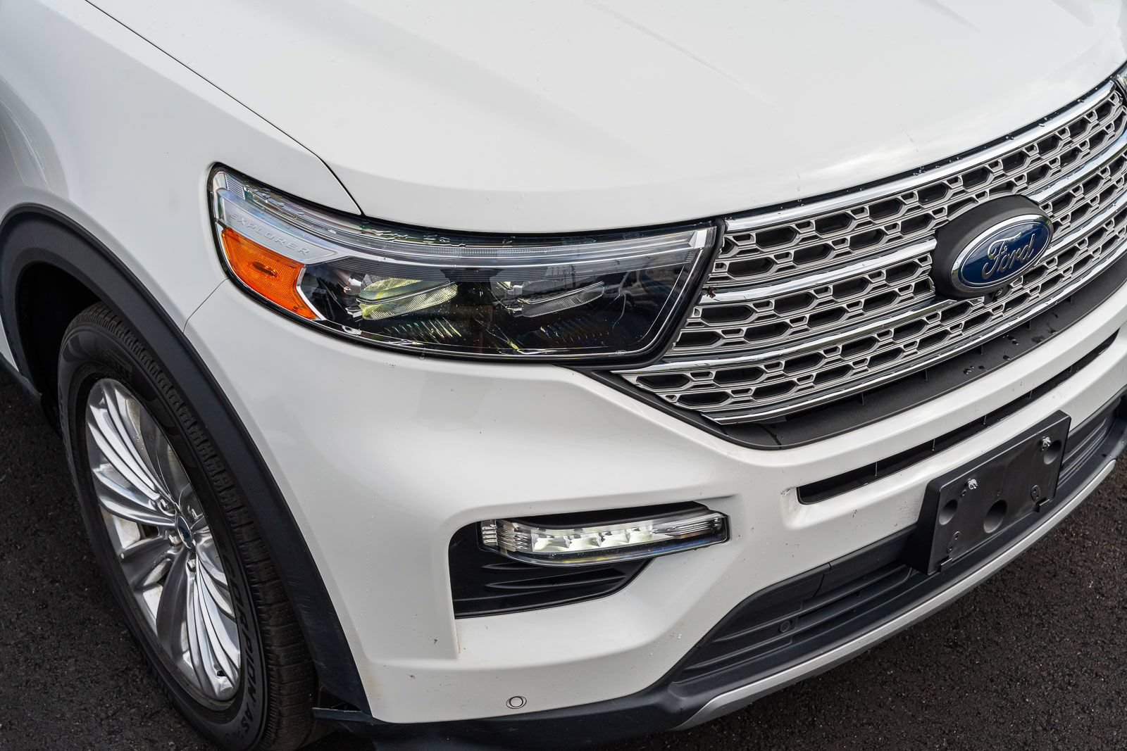 Certified 2023 Ford Explorer Limited w/ Equipment Group 301A RWD image 10