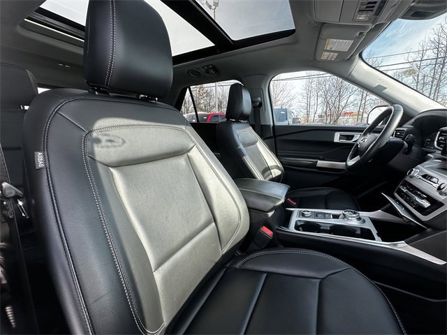 Certified 2023 Ford Explorer XLT w/ Equipment Group 202A image 36