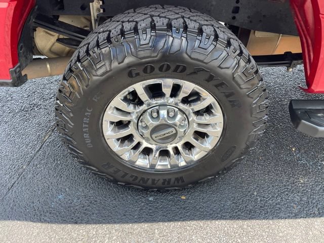 Certified 2022 Ford F250 XLT w/ XLT Premium Package AWD/4WD image 9