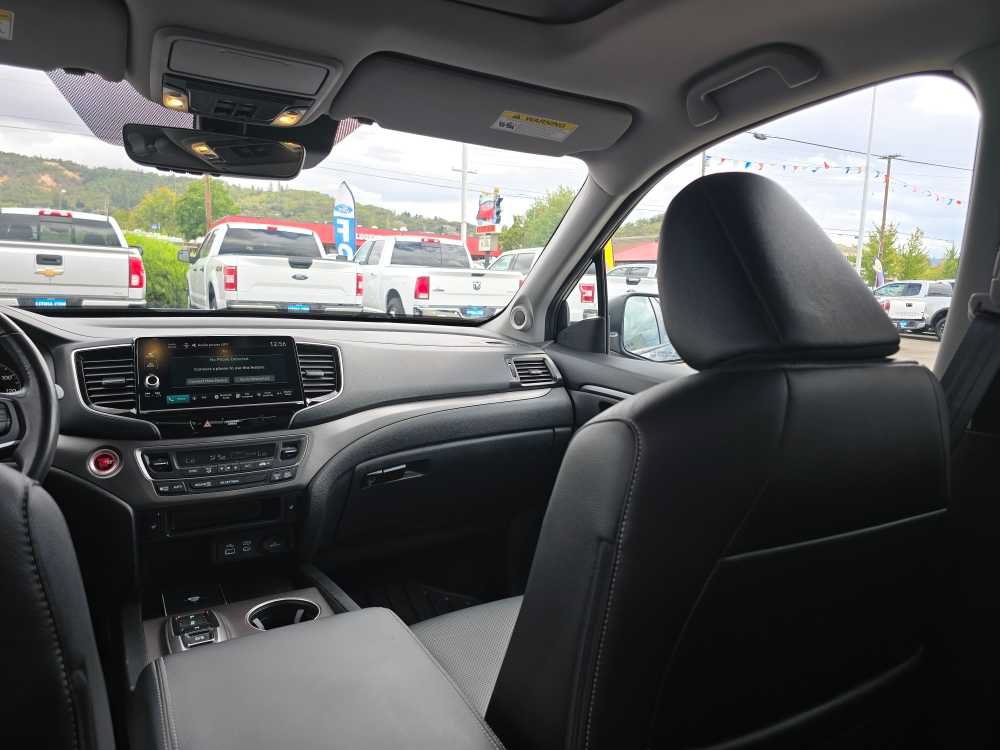 Used 2025 Honda Ridgeline RTL image 14