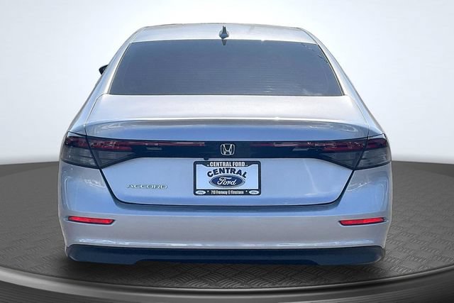 Used 2024 Honda Accord EX image 4
