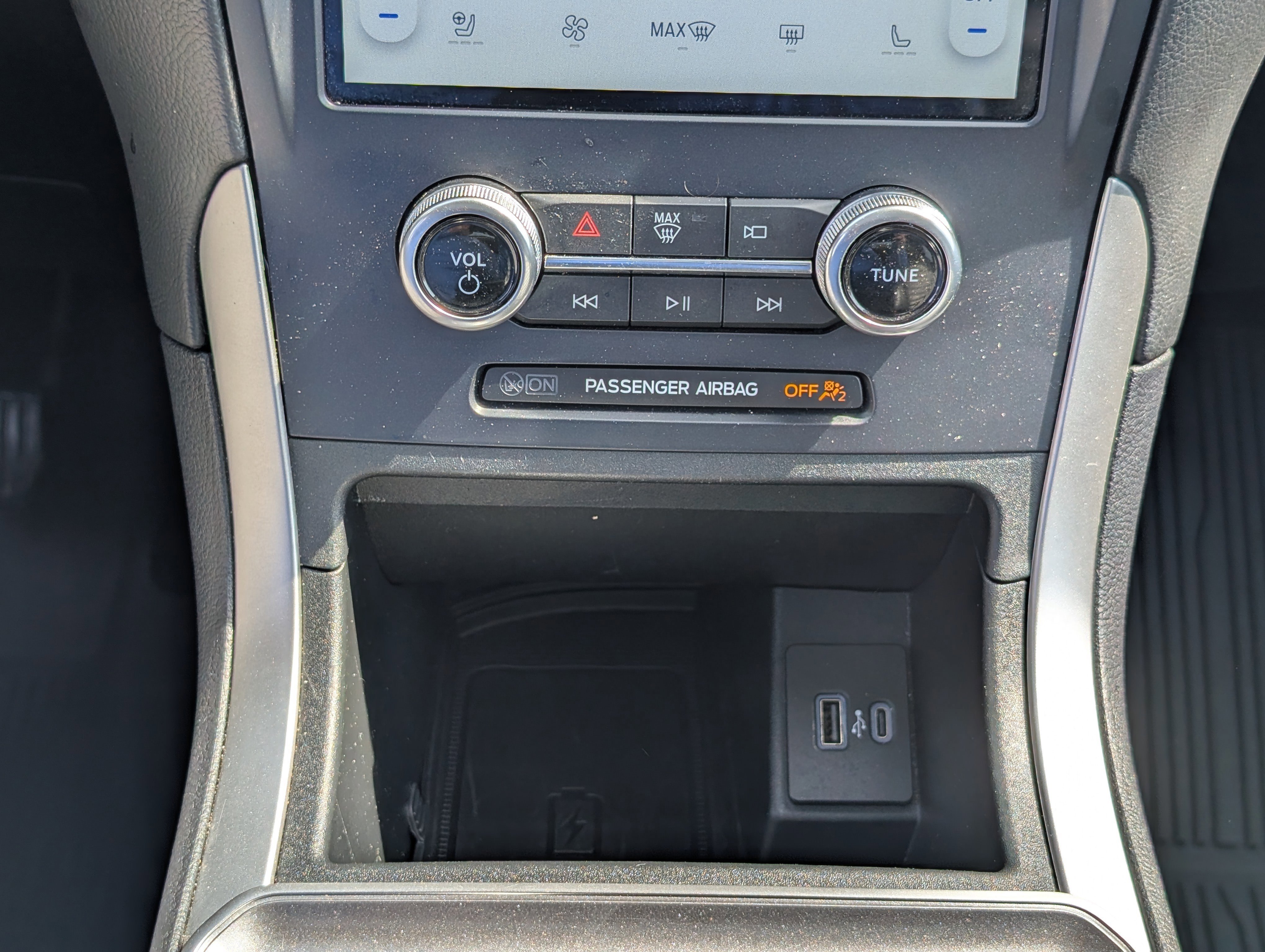 Certified 2023 Ford Edge SEL w/ Convenience Package image 28