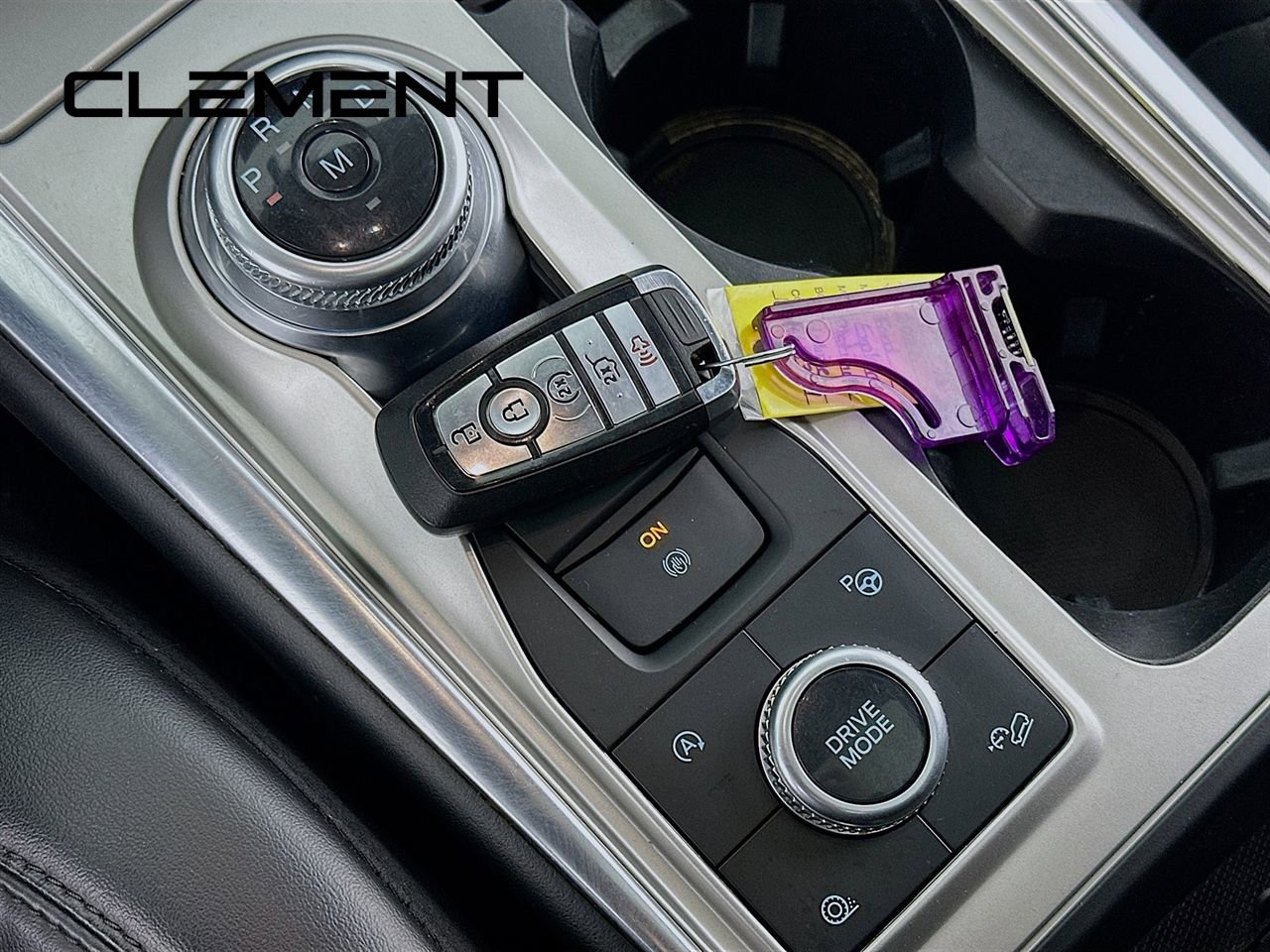 Certified 2020 Ford Explorer Platinum w/ Premium Technology Package image 24