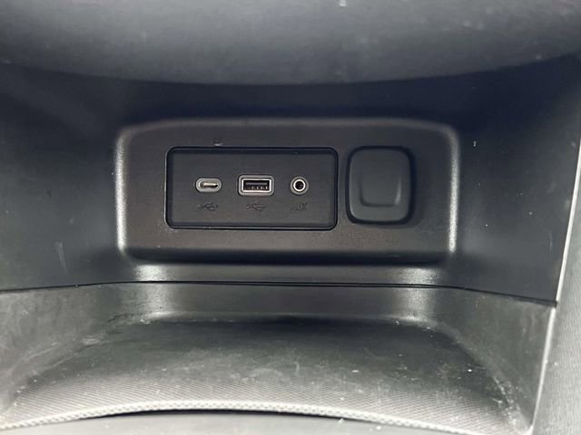 Used 2019 Chevrolet Equinox LT image 25