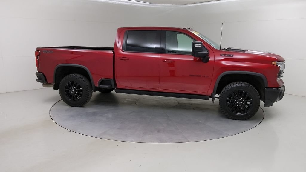 Used 2025 Chevrolet Silverado 2500 LTZ w/ Trail Boss Package AWD/4WD image 12