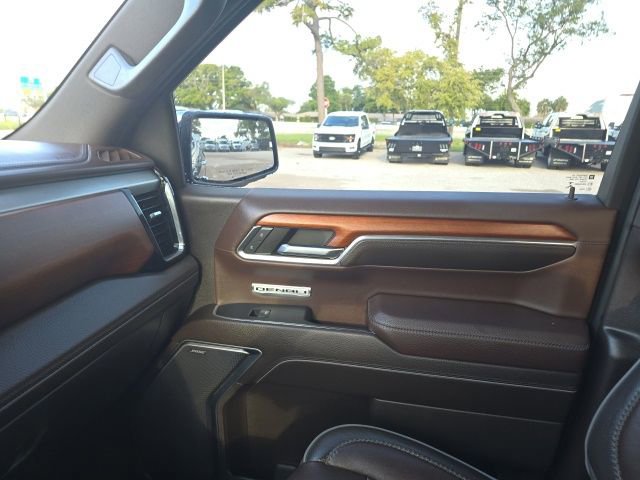 Used 2022 GMC Sierra 1500 Denali w/ Technology Package RWD image 18