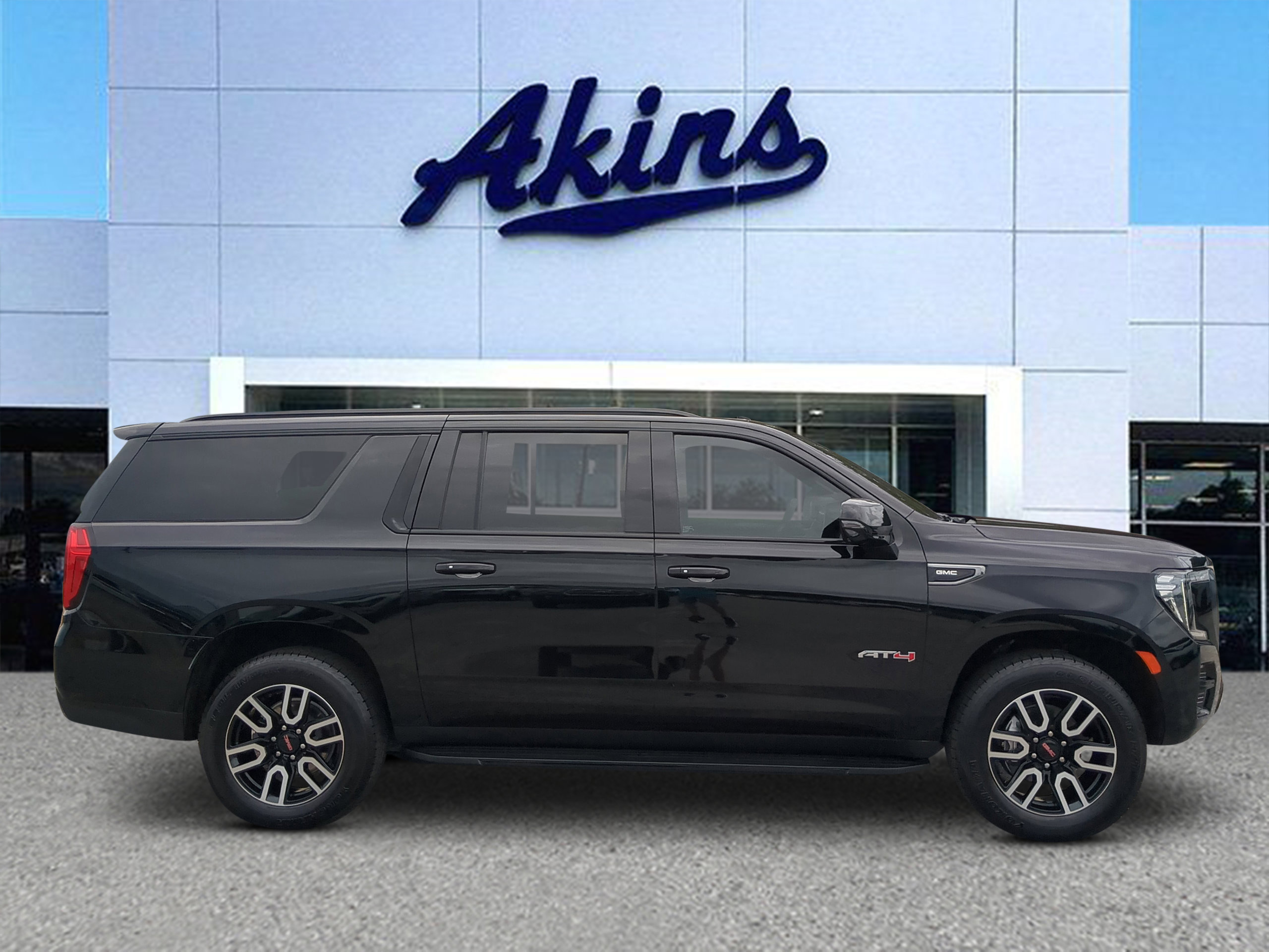 Used 2024 GMC Yukon XL AT4 w/ Technology Package