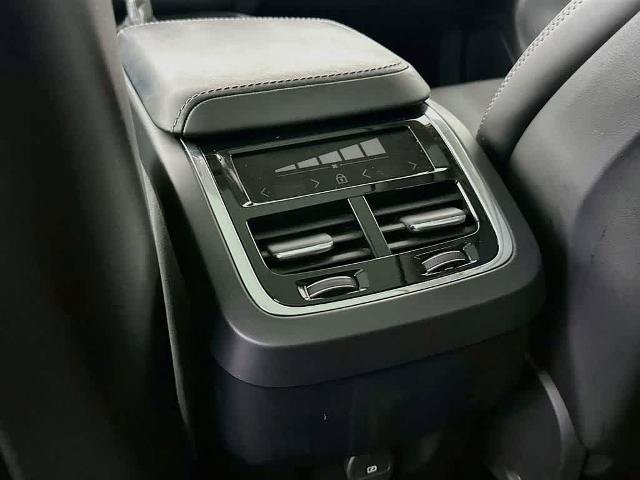 Used 2021 Volvo XC60 T5 Inscription w/ Protection Package Premier FWD image 13