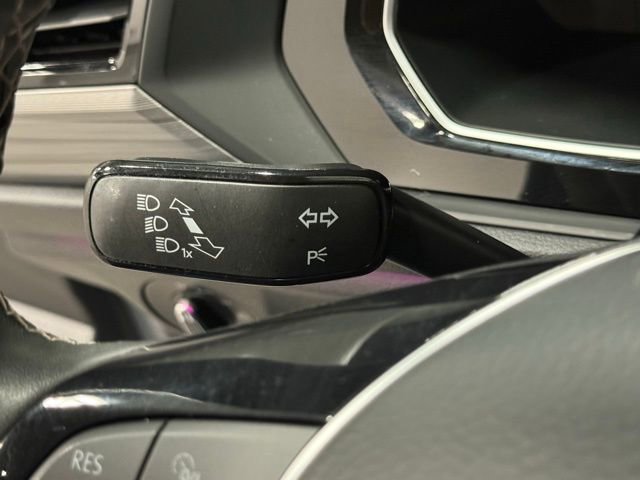 Used 2021 Volkswagen Jetta SEL FWD image 21