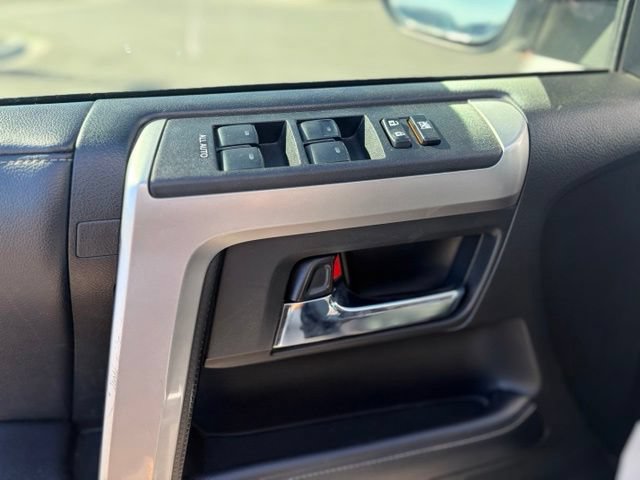 Used 2018 Toyota 4Runner SR5 Premium AWD/4WD image 21