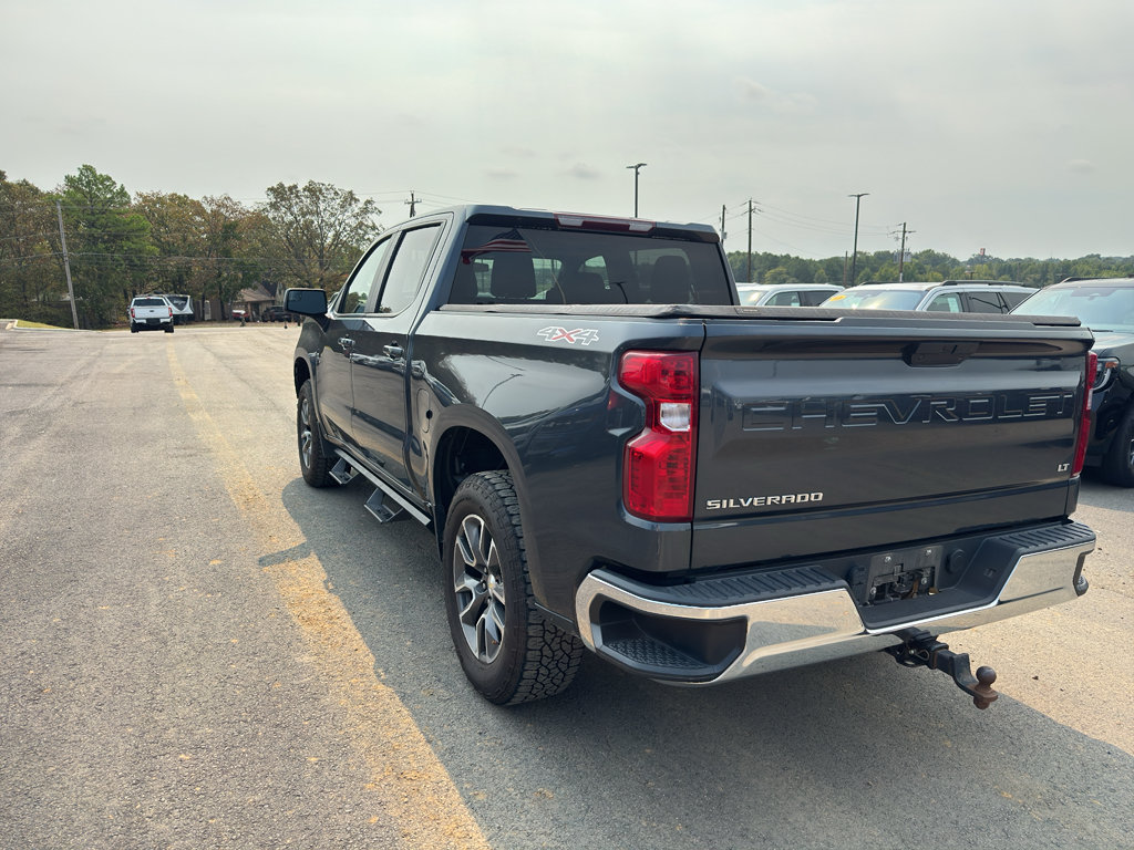 Used 2022 Chevrolet Silverado 1500 LT AWD/4WD image 7
