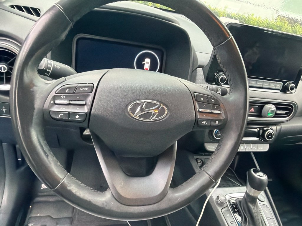 Used 2022 Hyundai Kona Limited AWD/4WD image 10