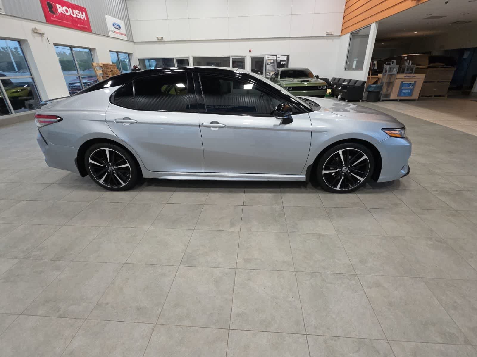 Used 2019 Toyota Camry FWD image 6
