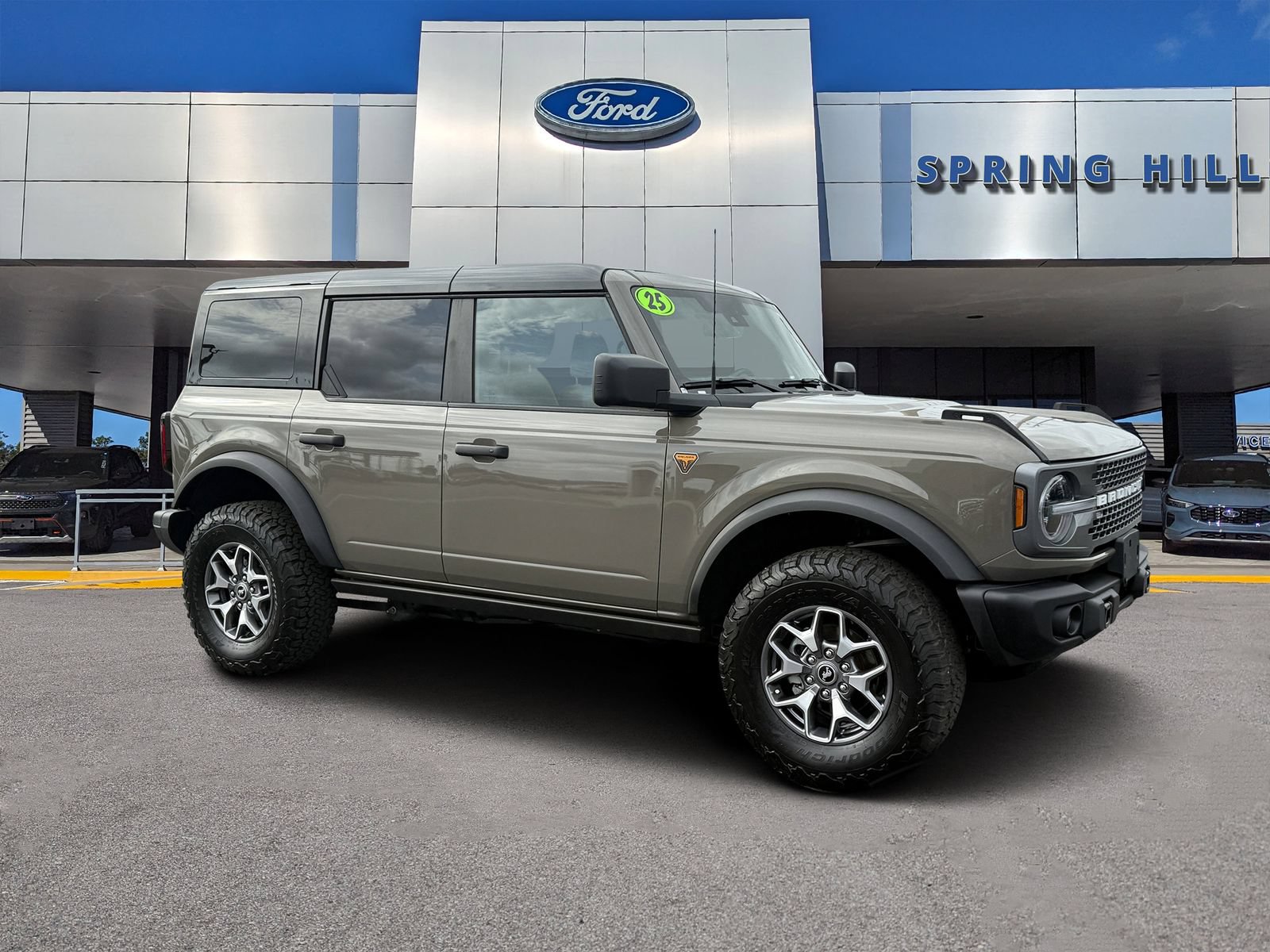 Certified 2025 Ford Bronco Badlands AWD/4WD image 1