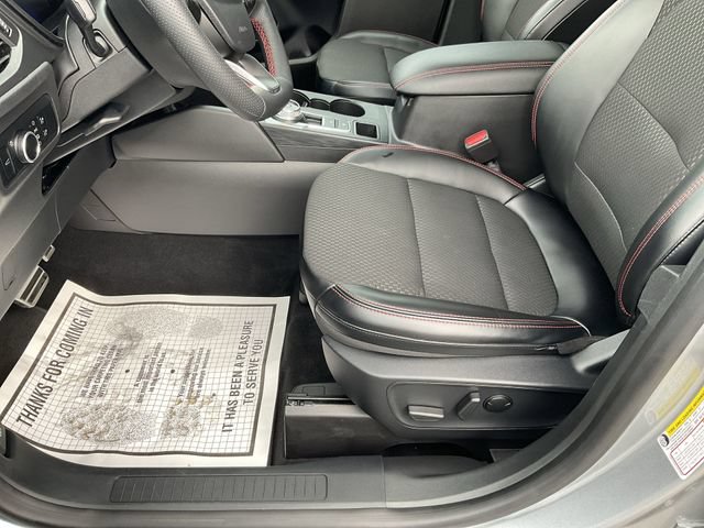 Certified 2024 Ford Escape ST-Line w/ Tech Pack #1 AWD/4WD image 13