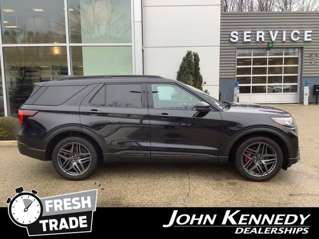 Certified 2025 Ford Explorer ST image 5