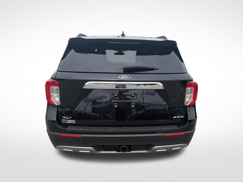 Certified 2023 Ford Explorer XLT w/ Equipment Group 202A AWD/4WD image 6