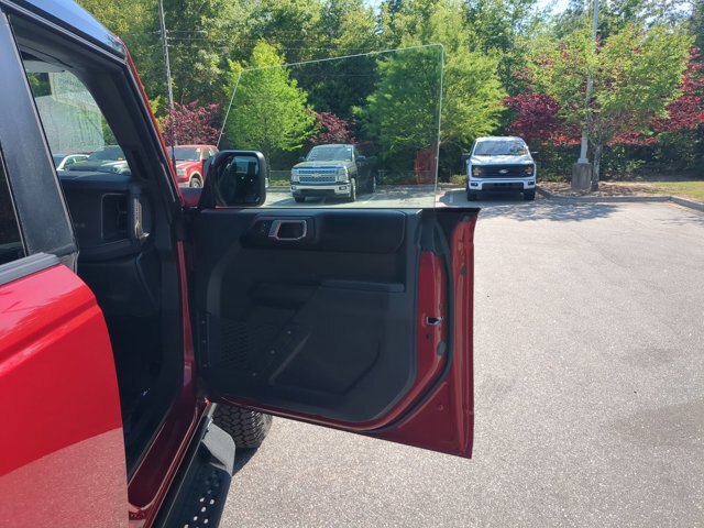 Certified 2025 Ford Bronco Badlands AWD/4WD image 34