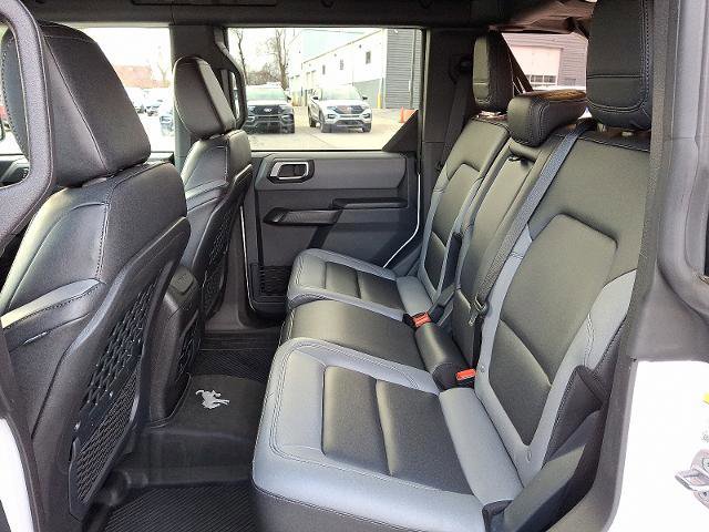 Certified 2024 Ford Bronco Black Diamond image 10