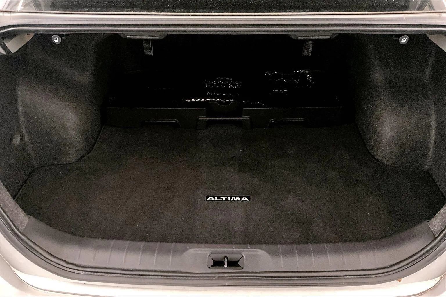 Used 2023 Nissan Altima 2.5 SV w/ SV Premium Package image 33