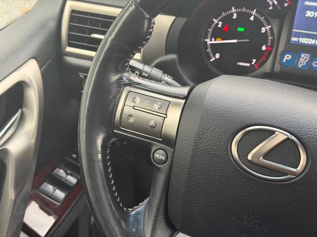 Used 2017 Lexus GX 460 image 14