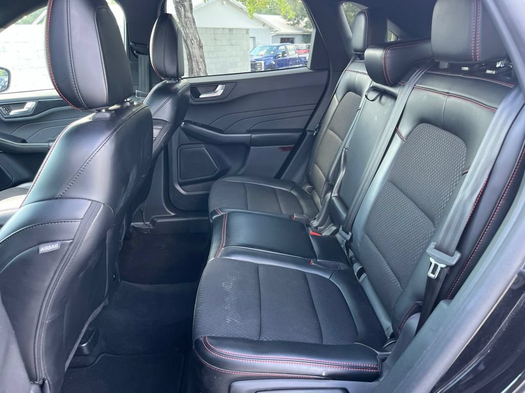 Certified 2025 Ford Escape ST-Line FWD image 9