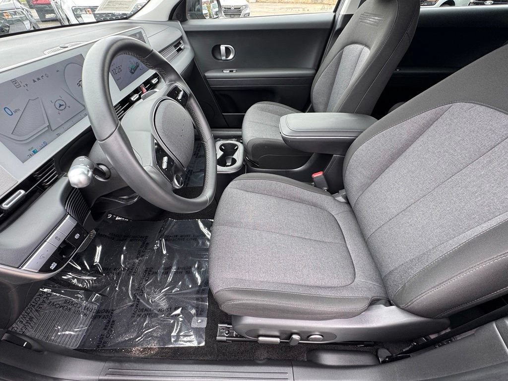 Used 2024 Hyundai Ioniq 5 SE RWD image 17