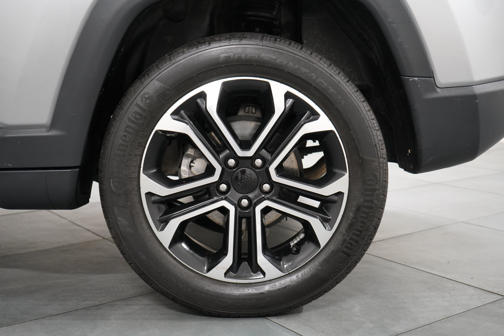 Used 2022 Jeep Compass Limited AWD/4WD image 33