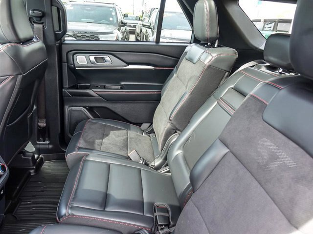 Certified 2026 Ford Explorer ST AWD/4WD image 18