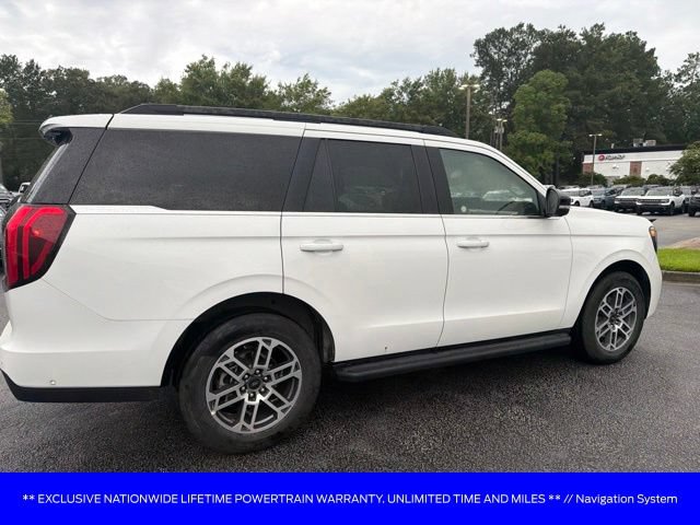 Certified 2025 Ford Expedition Active AWD/4WD image 5