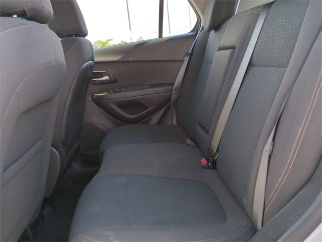 Used 2020 Chevrolet Trax LS image 14