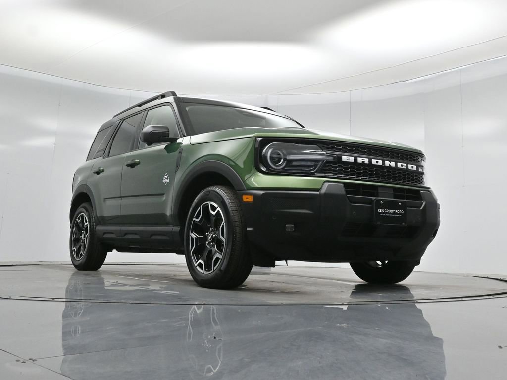 Certified 2025 Ford Bronco Sport Outer Banks w/ Outer Banks Tech Package+ image 5