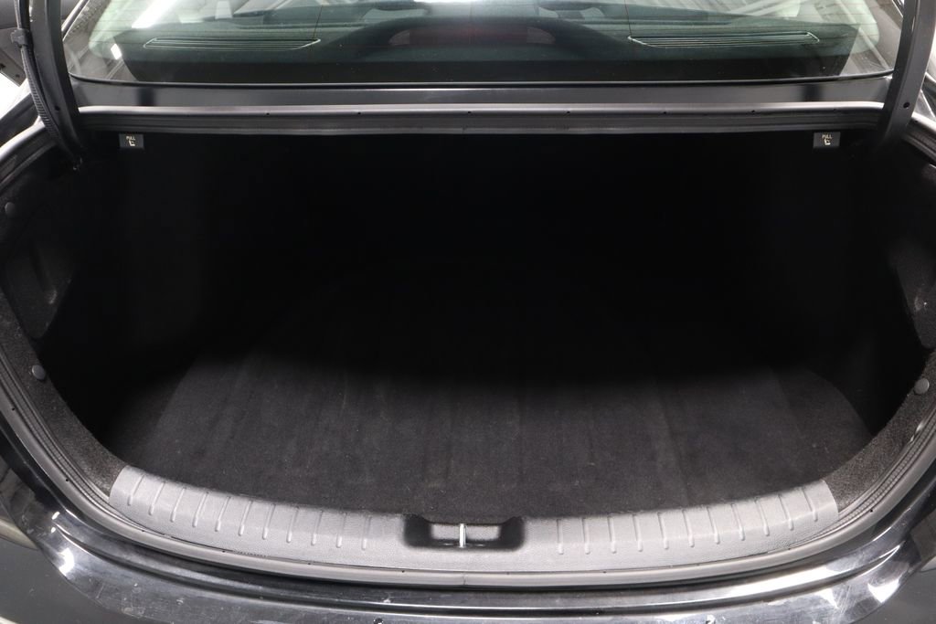 Used 2024 Kia Forte LXS w/ LXS Technology Package FWD image 13