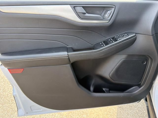 Certified 2025 Ford Escape Active FWD image 18
