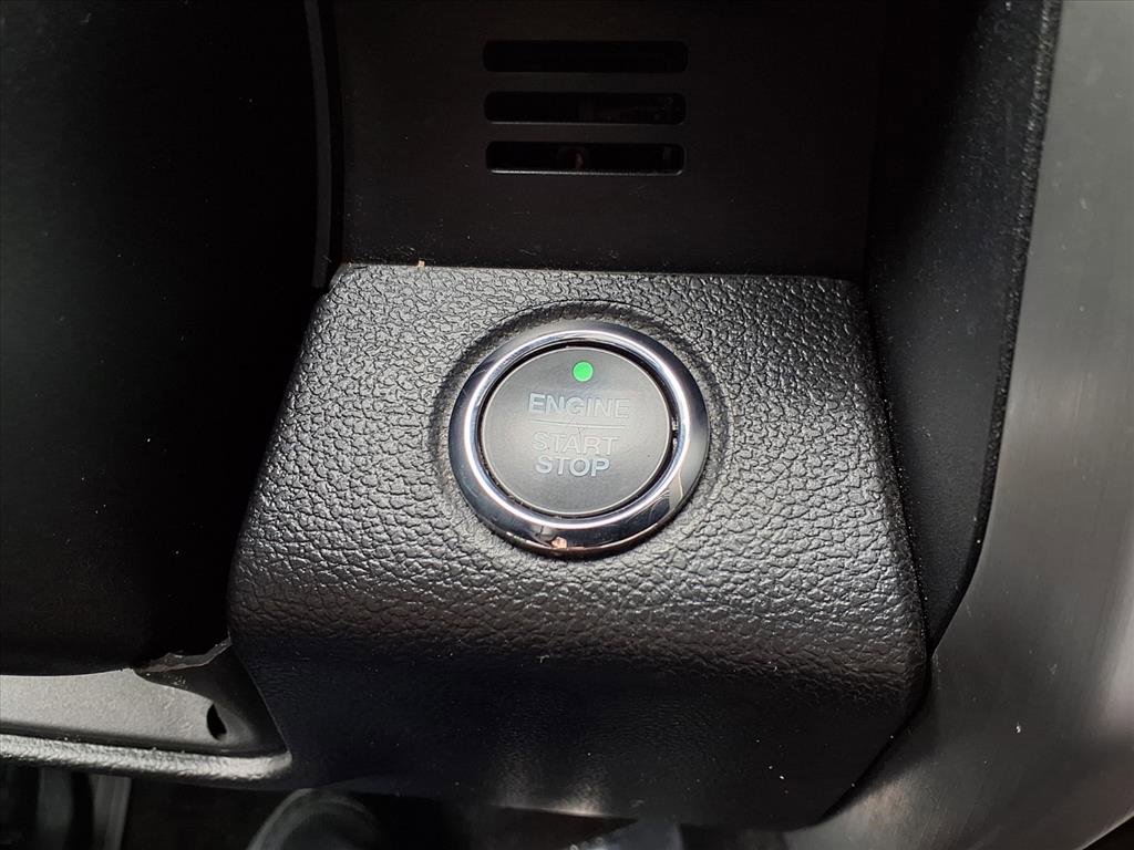 Certified 2019 Ford F150 Platinum w/ Equipment Group 701A Luxury image 16