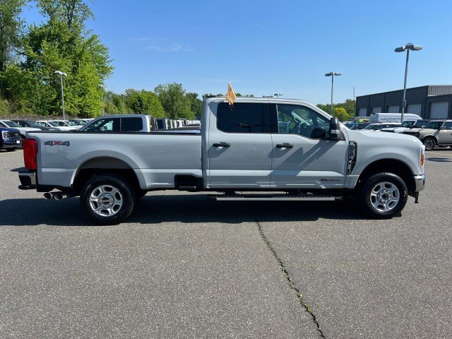 Certified 2025 Ford F250 XLT AWD/4WD image 8