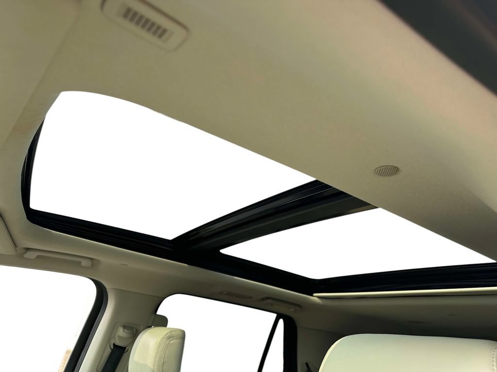 Certified 2019 Ford Expedition Max Platinum AWD/4WD image 11