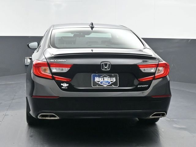 Used 2018 Honda Accord Sport image 10