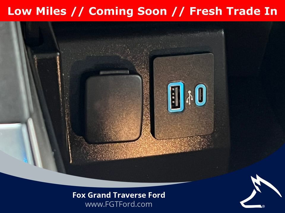 Certified 2021 Ford Explorer XLT w/ Equipment Group 202A image 31