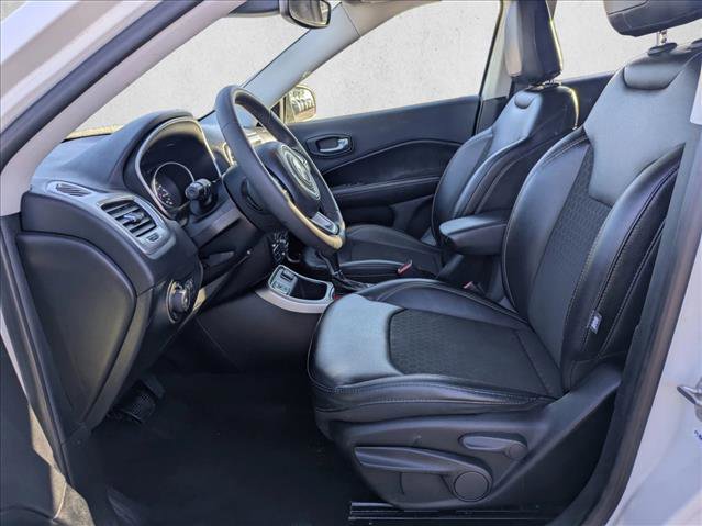 Used 2021 Jeep Compass Latitude w/ Sun and Sound Group FWD image 14