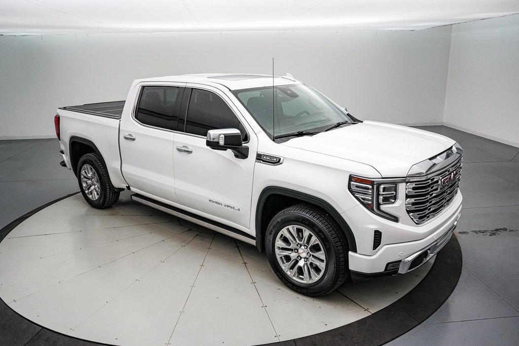 Used 2022 GMC Sierra 1500 Denali w/ Technology Package image 8